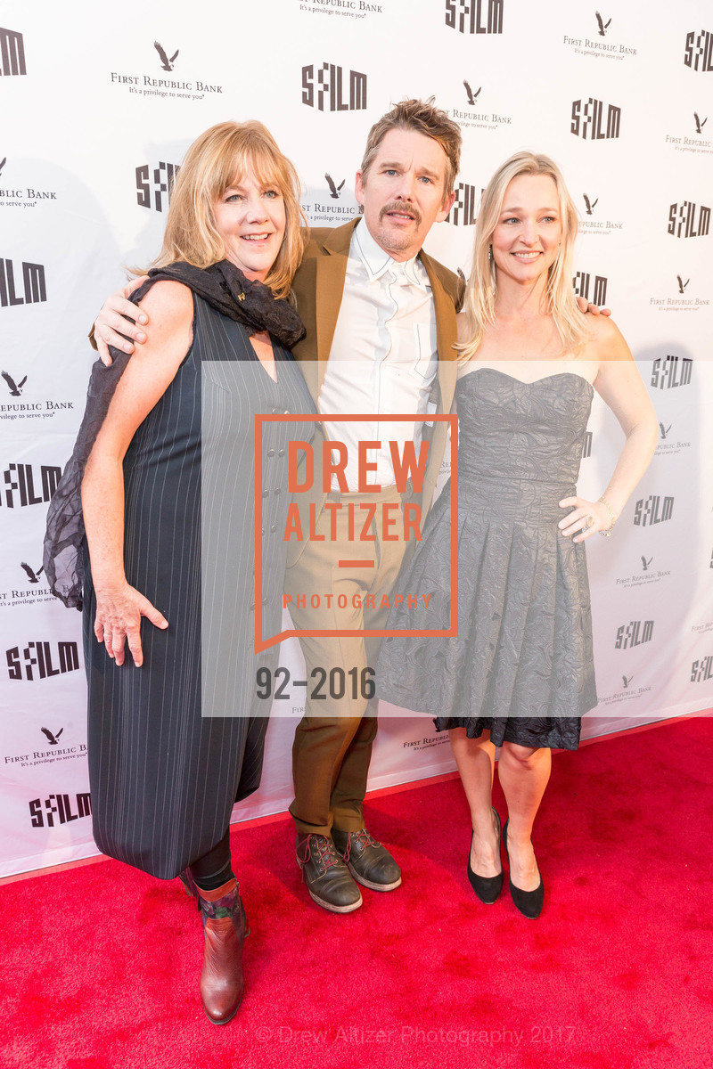 Mary Young Leckie, Ethan Hawke, Kari Matchett, SFFILM: A Tribute to Ethan Hawke, Yerba Buena Center for the Arts. 140 3rd Street, April 8th, 2017, Photo #92-2016 Mary Young Leckie, Ethan Hawke, Kari Matchett, Photo #92-2016