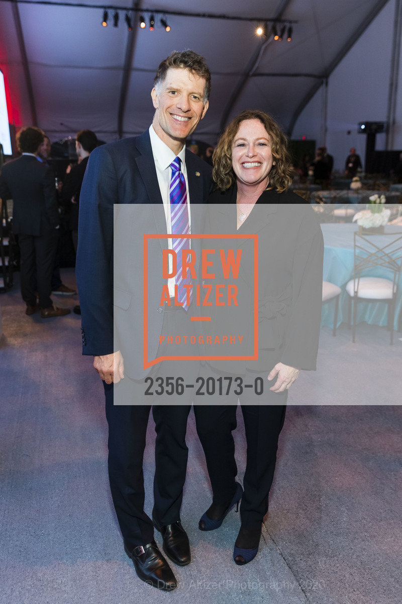 Grant Colfax, Jill Linwood, SFGHF Hearts in SF 2020, Oracle Park, February 13th, 2020, Photo #2356-20173-0 Grant Colfax, Jill Linwood, Photo #2356-20173-0