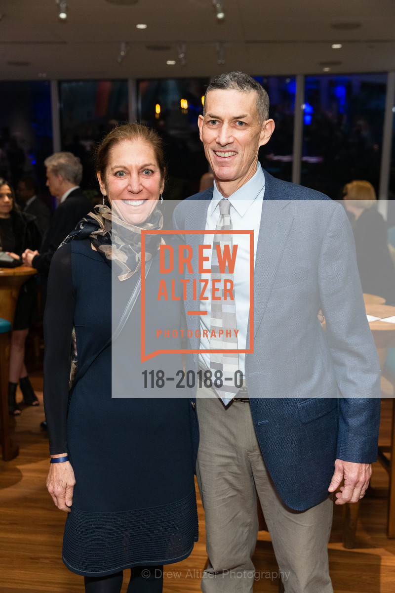 Meridee Moore, Kevin King, UCSF Brain Tumor Center 50th Anniversary Gala 2020, Salesforce Tower, 61st Floor. 415 Mission. St, Photo #118-20188-0 Meridee Moore, Kevin King, Photo #118-20188-0