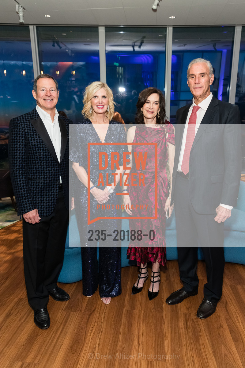 Alan Dabbiere, Ashley Dabbiere, Joan Berger, Mitch Berger, UCSF Brain Tumor Center 50th Anniversary Gala 2020, Salesforce Tower, 61st Floor. 415 Mission. St, Photo #235-20188-0 Alan Dabbiere, Ashley Dabbiere, Joan Berger, Mitch Berger, Photo #235-20188-0