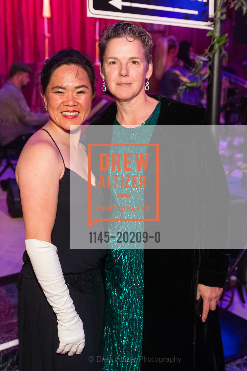 Lihan Chan, Tandy Solomon, Grace Cathedral 2020 Carnivale Gala, Grace Cathedral. 1100 California St, Photo #1145-20209-0 Lihan Chan, Tandy Solomon, Photo #1145-20209-0