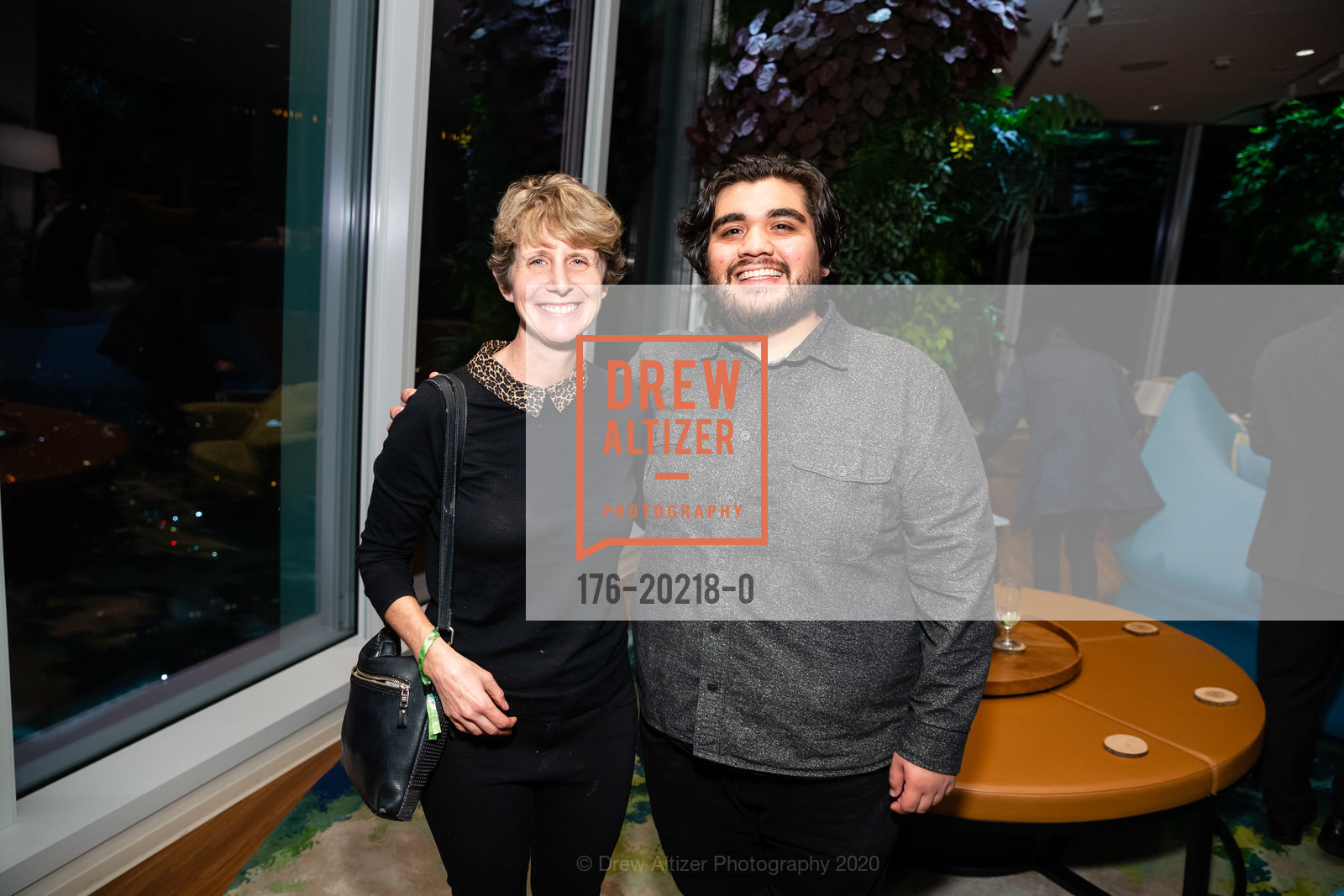 Terri Bimes, Daniel Moreno, Photo #176-20218-0