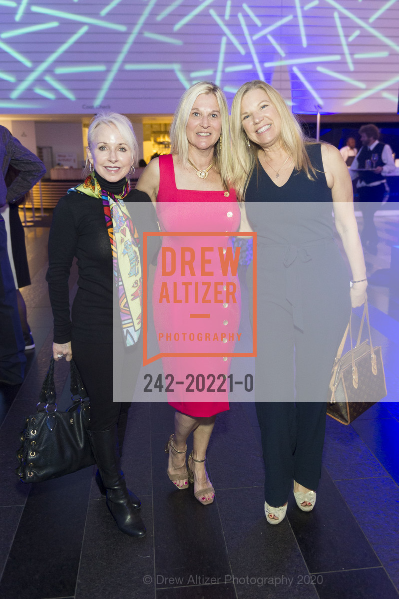 Dawn Brouillette, Robin Lamphere, Anne Russell, Photo #242-20221-0