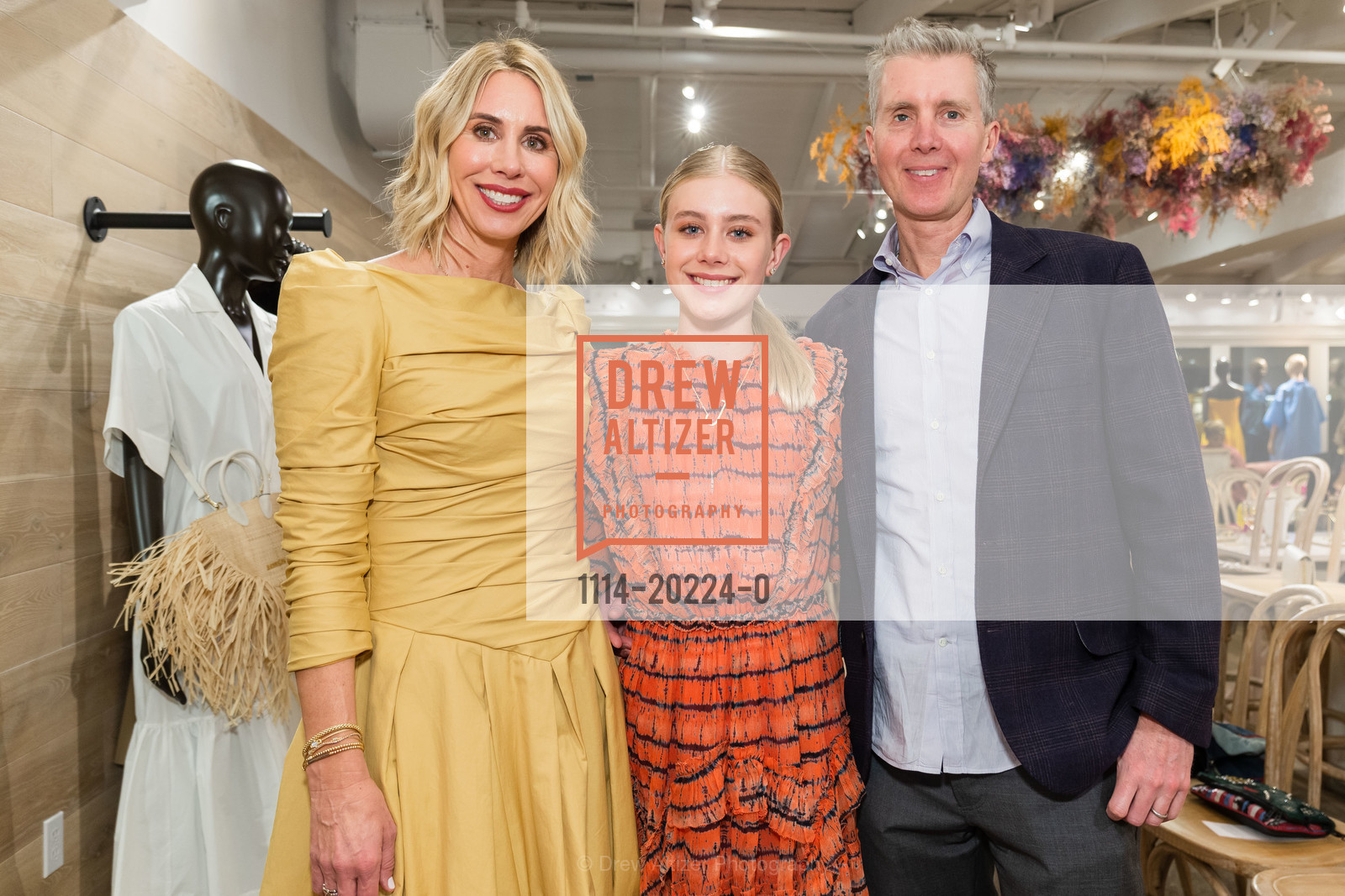 Chelsea Lynch, Jaiden Lynch, Casey Lynch, McMullen Spring Fashion Show 2020, McMullen Boutique. 855 El Camino Real #36, Photo #1114-20224-0 Chelsea Lynch, Jaiden Lynch, Casey Lynch, Photo #1114-20224-0