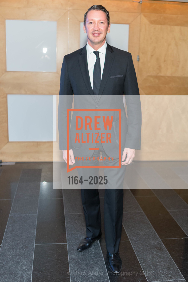 Garrett Ruetzel, Larry Sultan: Here and Home Preview + Reception at SFMOMA, SFMOMA. Van Ness, April 12th, 2017, Photo #1164-2025 Garrett Ruetzel, Photo #1164-2025