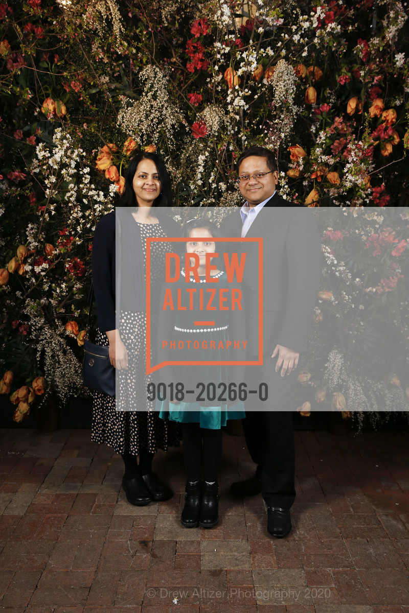 Vidhya Dutta, Apu Dutta, Debojyoti Dutta, Make-A-Wish Gala 2020, Ritz Carlton, March 6th, 2020, Photo #9018-20266-0 Vidhya Dutta, Apu Dutta, Debojyoti Dutta, Photo #9018-20266-0