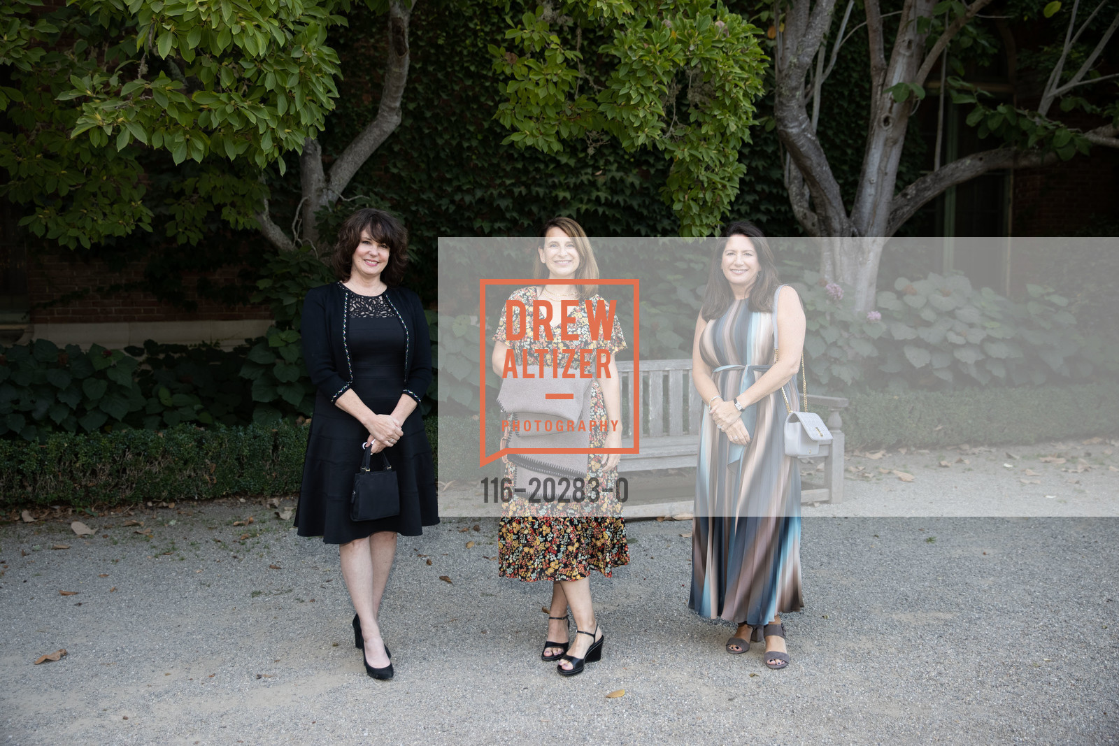 Ann O'Brien Keighran, Jenifer Beswick, Carolyn Daley, Filoli Gala in the Garden 2020, Filoli Estate. 86 Cañada Road, September 18th, 2020, Photo #116-20283-0 Ann O'Brien Keighran, Jenifer Beswick, Carolyn Daley, Photo #116-20283-0