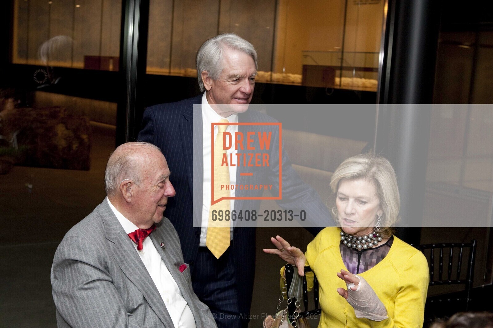 George Shultz, Charles Schwab, Gretchen Leach, Photo #6986408-20313-0
