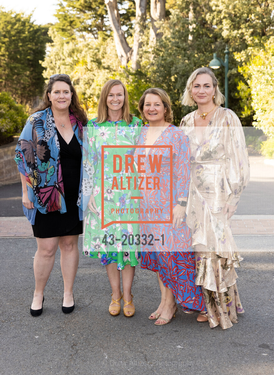 Sarah Schoellkopf, Egle Mendoza, Ann Haslup, Meighan Merono, 2021 Hybrid ZooFest Benefiting the San Francisco Zoo, SF Zoo, April 29th, 2021, Photo #43-20332-1 Sarah Schoellkopf, Egle Mendoza, Ann Haslup, Meighan Merono, Photo #43-20332-1