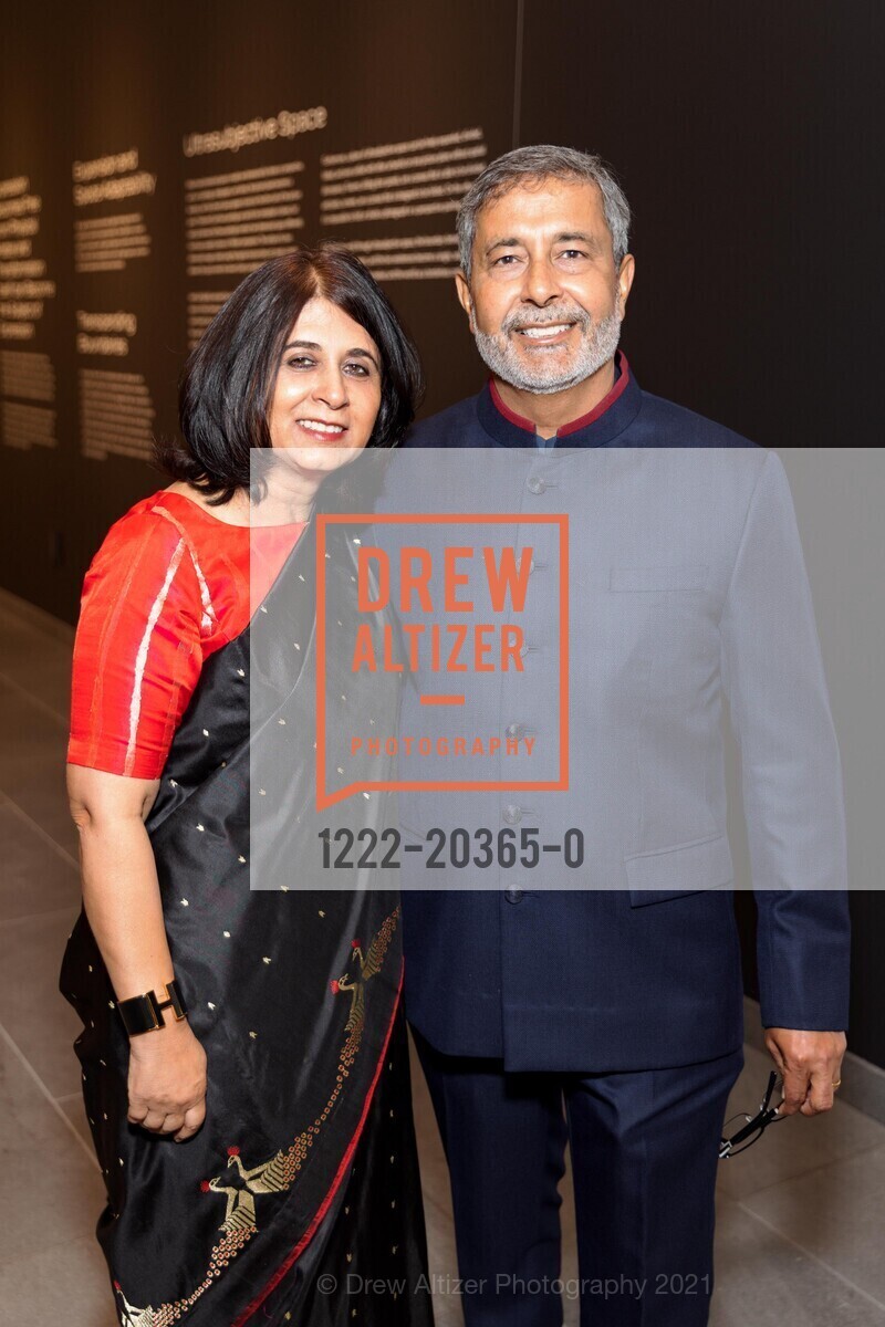 Sangeeta Mehrotra, Sanjay Mehrotra, Asian Art Museum Gala 2021, Asian Museum of Art. 200 Larkin St, July 15th, 2021, Photo #1222-20365-0 Sangeeta Mehrotra, Sanjay Mehrotra, Photo #1222-20365-0