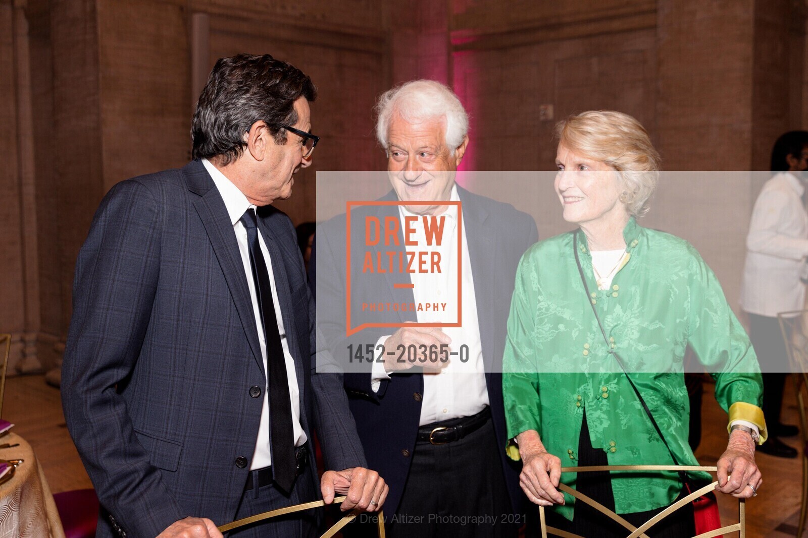 Toby Rosenblatt, Sally Rosenblatt, Neal Benezra, Asian Art Museum Gala 2021, Asian Museum of Art. 200 Larkin St, July 15th, 2021, Photo #1452-20365-0 Toby Rosenblatt, Sally Rosenblatt, Neal Benezra, Photo #1452-20365-0