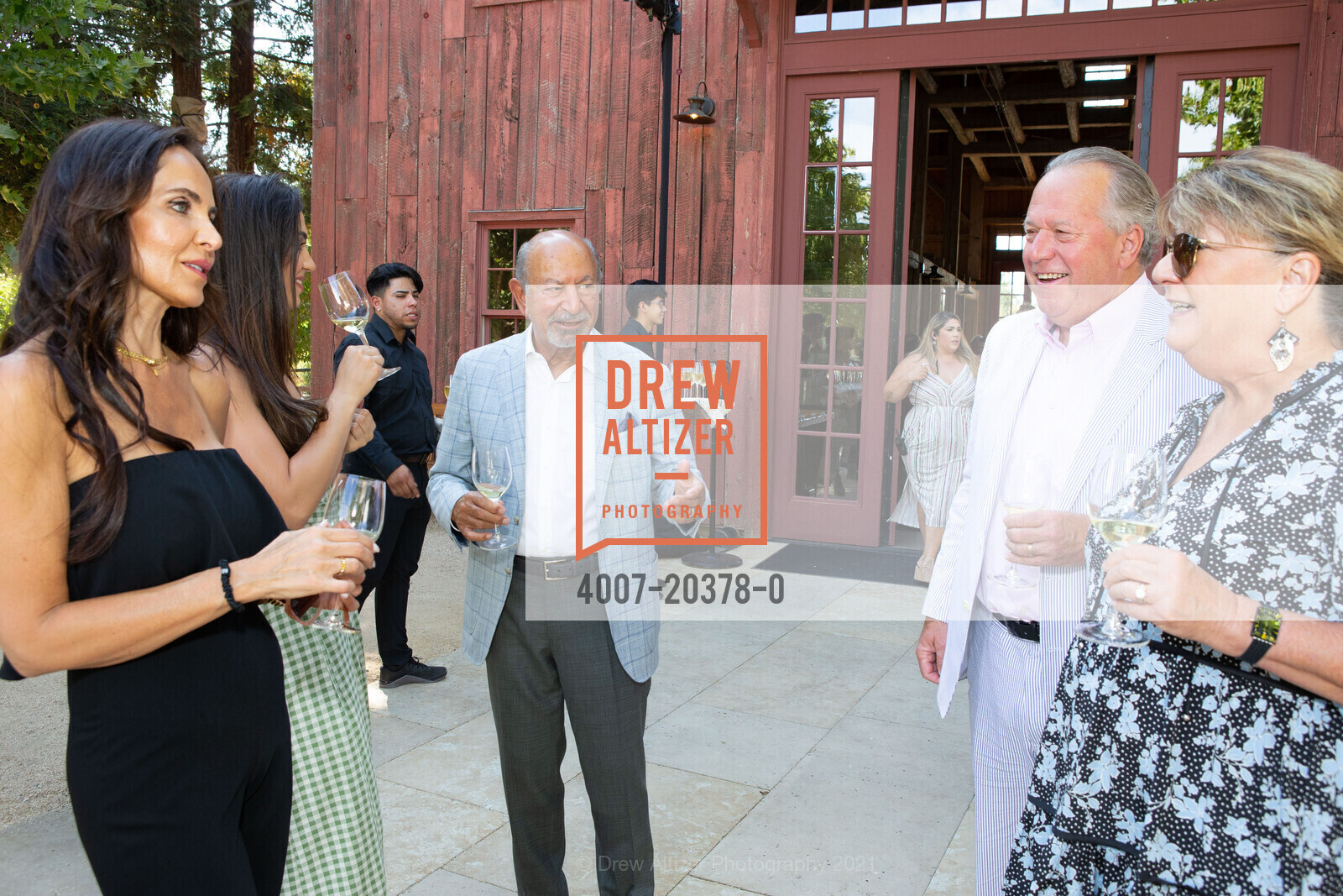 Sally Khaledi, Darioush Khaledi, Dodd, Arts for All Gala featuring Jennifer Hudson - Festival Napa Valley 2021, Nickel & Nickel. 8164 St. Helena Hwy, July 18th, 2021, Photo #4007-20378-0 Sally Khaledi, Darioush Khaledi, Dodd, Photo #4007-20378-0