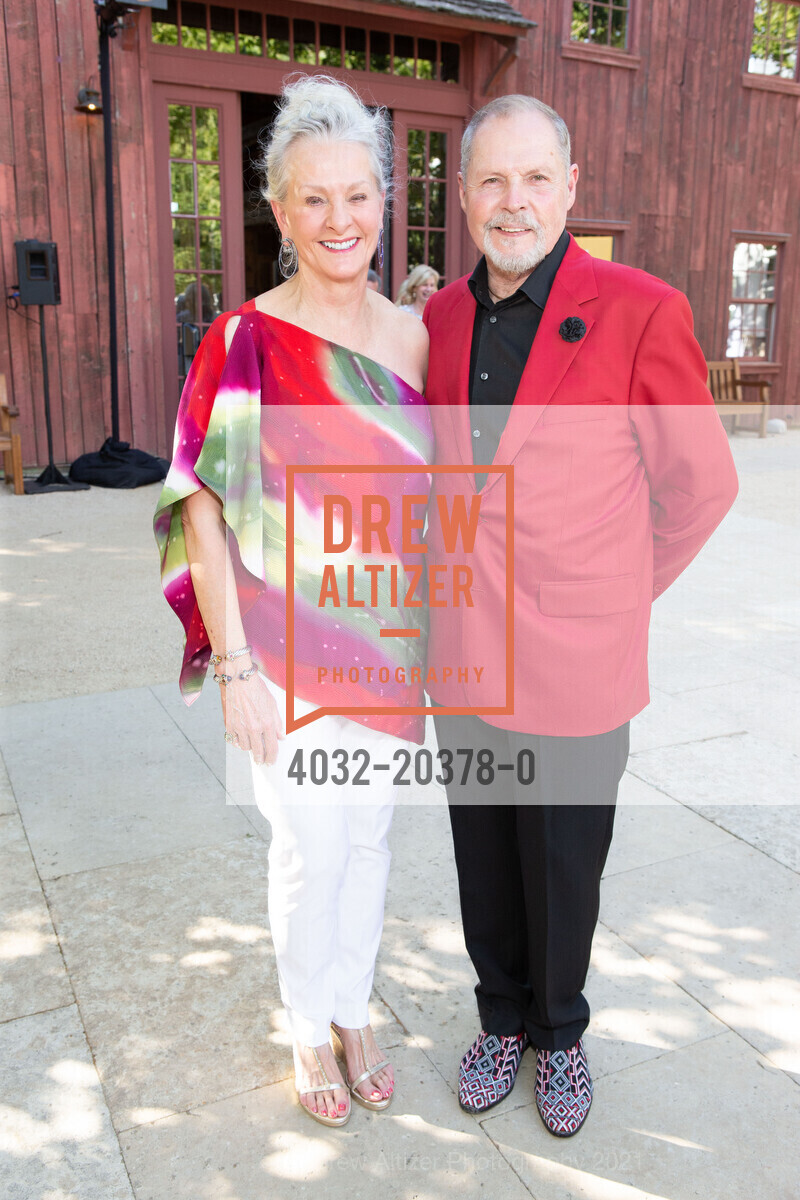Beth Nickel, Patrick Jude, Arts for All Gala featuring Jennifer Hudson - Festival Napa Valley 2021, Nickel & Nickel. 8164 St. Helena Hwy, July 18th, 2021, Photo #4032-20378-0 Beth Nickel, Patrick Jude, Photo #4032-20378-0