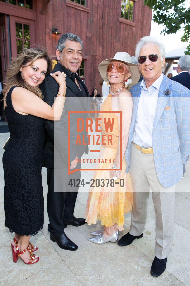 Lulu Martinez, Luis Martinez, Malin Giddings, Richard Hechler, Arts for All Gala featuring Jennifer Hudson - Festival Napa Valley 2021, Nickel & Nickel. 8164 St. Helena Hwy, July 18th, 2021, Photo #4124-20378-0 Lulu Martinez, Luis Martinez, Malin Giddings, Richard Hechler, Photo #4124-20378-0