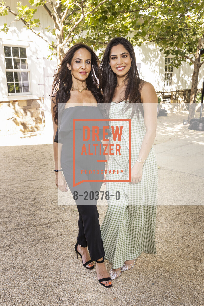 Sally Khaledi, Tatiana Beck, Photo #8-20378-0