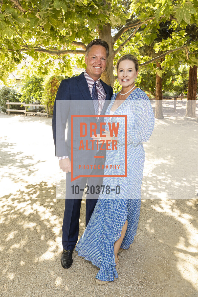 Stephen Oetgen, Maggie Oetgen, Arts for All Gala featuring Jennifer Hudson - Festival Napa Valley 2021, Nickel & Nickel. 8164 St. Helena Hwy, Photo #10-20378-0 Stephen Oetgen, Maggie Oetgen, Photo #10-20378-0