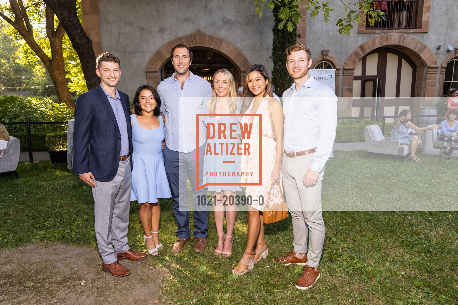 Andrew Walker, Denise Walker, Hunter Cuave, Brianna Kohr, Julia Walker, Kevin Walker, Opera Under the Stars - Festival Napa Valley 2021, Charles Krug. 2800 Main St, July 24th, 2021, Photo #1021-20390-0 Andrew Walker, Denise Walker, Hunter Cuave, Brianna Kohr, Julia Walker, Kevin Walker, Photo #1021-20390-0