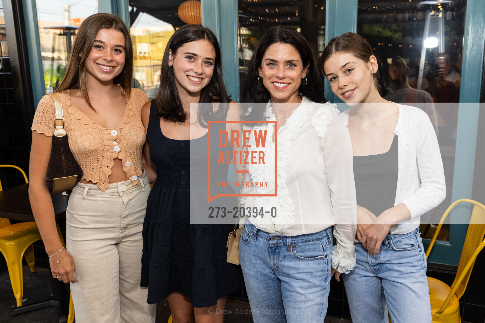Lily Weible, Ceci Weible, Monica Dirito, Maggie Weible, Luna American Brasserie Grand Re-Opening, Luna Brasserie. 694 Valencia Street, July 29th, 2021, Photo #273-20394-0 Lily Weible, Ceci Weible, Monica Dirito, Maggie Weible, Photo #273-20394-0