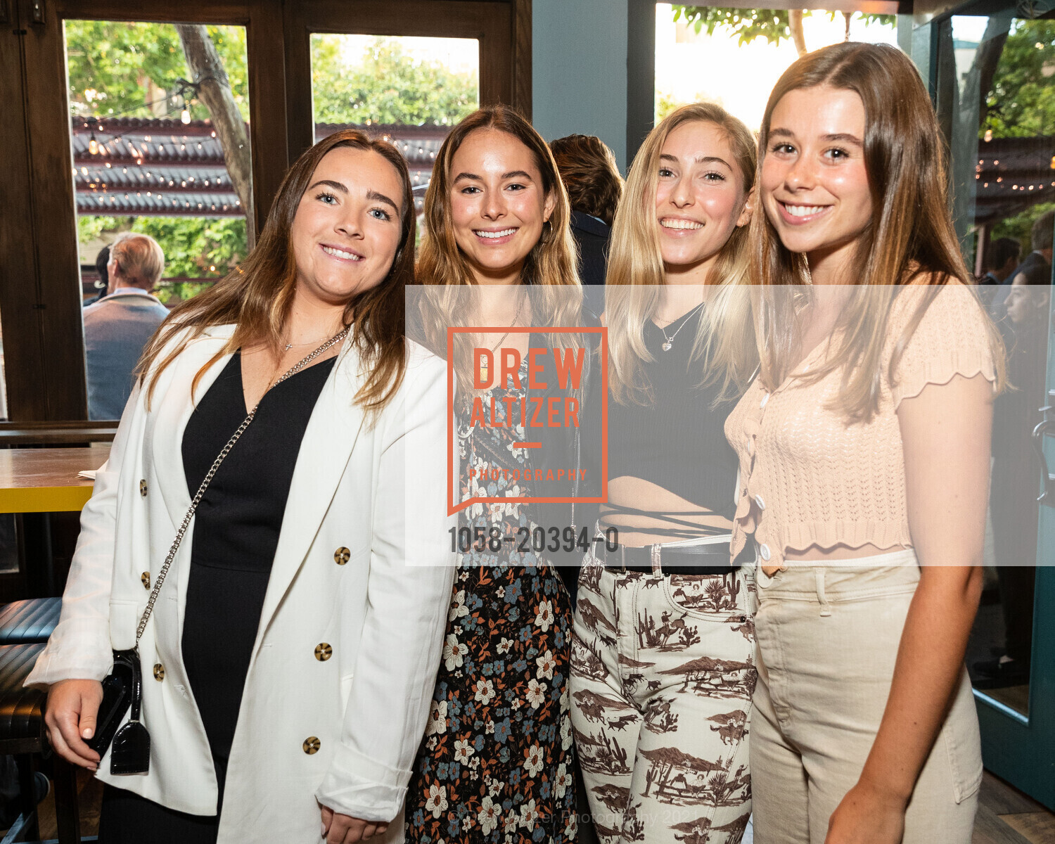 Kelly Keating, Kayla Uytengsu, Maddie House, Lily Weible, Photo #1058-20394-0