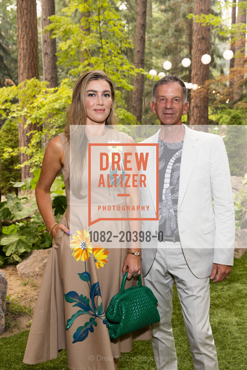 Sarah Somberg, Brad Somberg, League to Save Lake Tahoe Cocktail Reception, Private Residence, Photo #1082-20398-0 Sarah Somberg, Brad Somberg, Photo #1082-20398-0