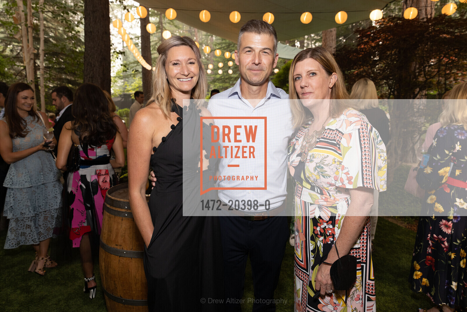 Darcie Goodman Collins, Ash Daggs, Allison Willoughby, League to Save Lake Tahoe Cocktail Reception, Private Residence, Photo #1472-20398-0 Darcie Goodman Collins, Ash Daggs, Allison Willoughby, Photo #1472-20398-0