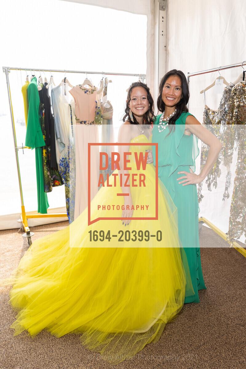 Olivia Obeson, Renee Huang, Saks Fifth Avenue & Oscar de la Renta Fashion Show Benefiting the League to Save Lake Tahoe, Private Residence, August 7th, 2021, Photo #1694-20399-0 Olivia Obeson, Renee Huang, Photo #1694-20399-0