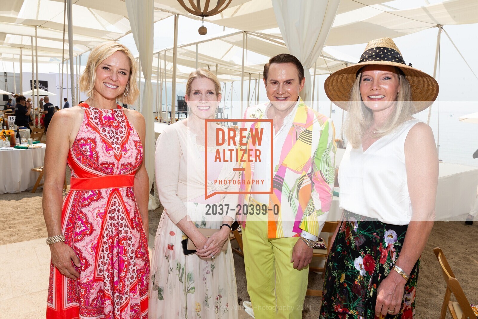 Wendy Damonte, Jennifer Walske, Joel Goodrich, Laura Fenger, Saks Fifth Avenue & Oscar de la Renta Fashion Show Benefiting the League to Save Lake Tahoe, Private Residence, August 7th, 2021, Photo #2037-20399-0 Wendy Damonte, Jennifer Walske, Joel Goodrich, Laura Fenger, Photo #2037-20399-0
