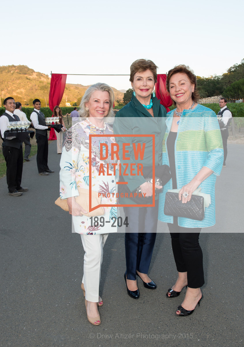 Jeanne Lawrence, Merle Mullin, Maria Manetti Shrem, Gucci & Vogue Dinner, Quintessa. Quintessa, . 1601 Silverado Trail, July 25th, 2015, Photo #189-204 Jeanne Lawrence, Merle Mullin, Maria Manetti Shrem, Photo #189-204