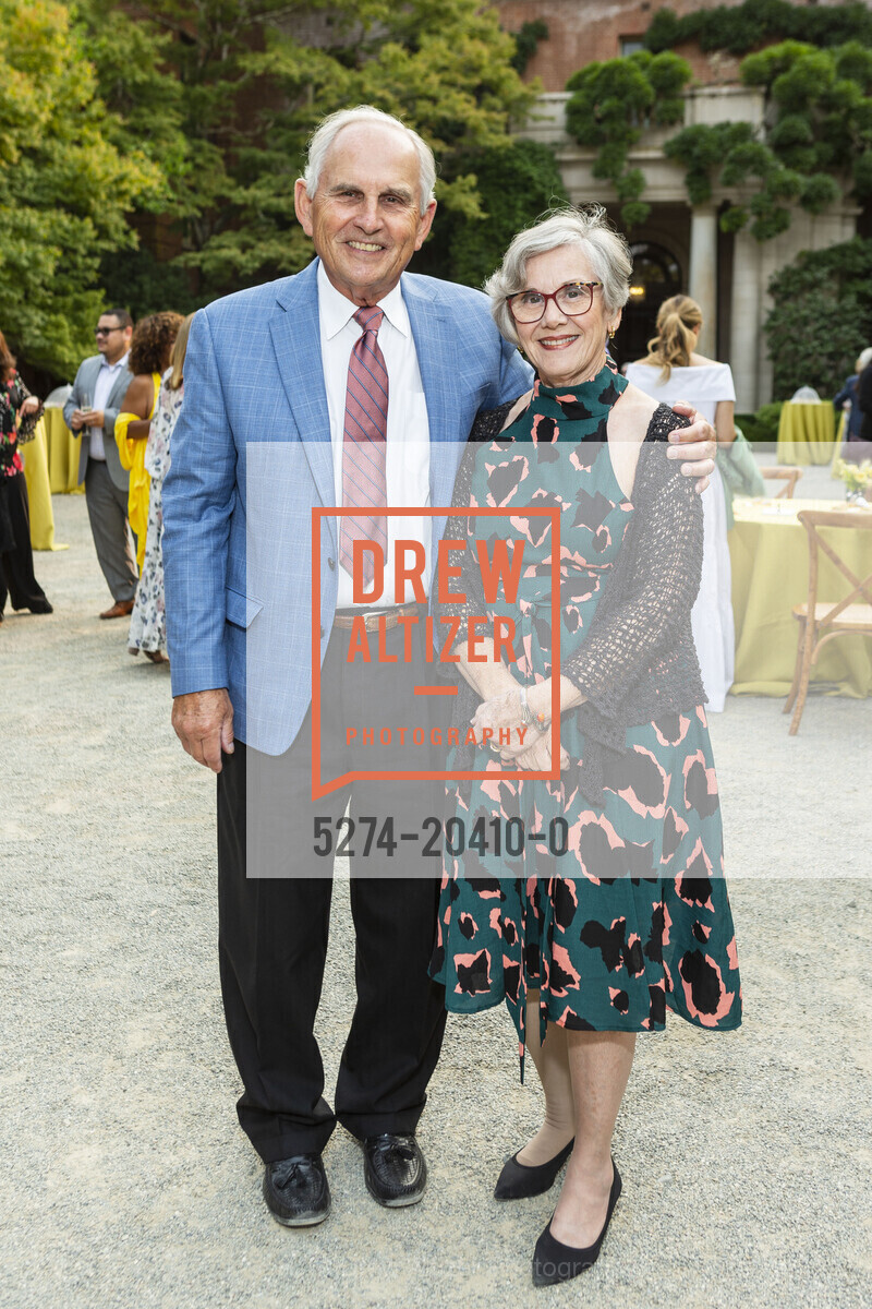 Terry Witt, Carol Witt, Filoli's Gala In The Garden 2021, Filoli's. 83 Cañada Rd, Photo #5274-20410-0 Terry Witt, Carol Witt, Photo #5274-20410-0