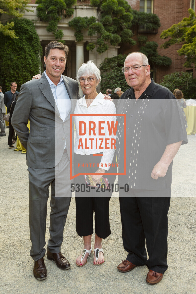 Eric Colson, Betty Zanger, Carl Zanger, Filoli's Gala In The Garden 2021, Filoli's. 83 Cañada Rd, Photo #5305-20410-0 Eric Colson, Betty Zanger, Carl Zanger, Photo #5305-20410-0