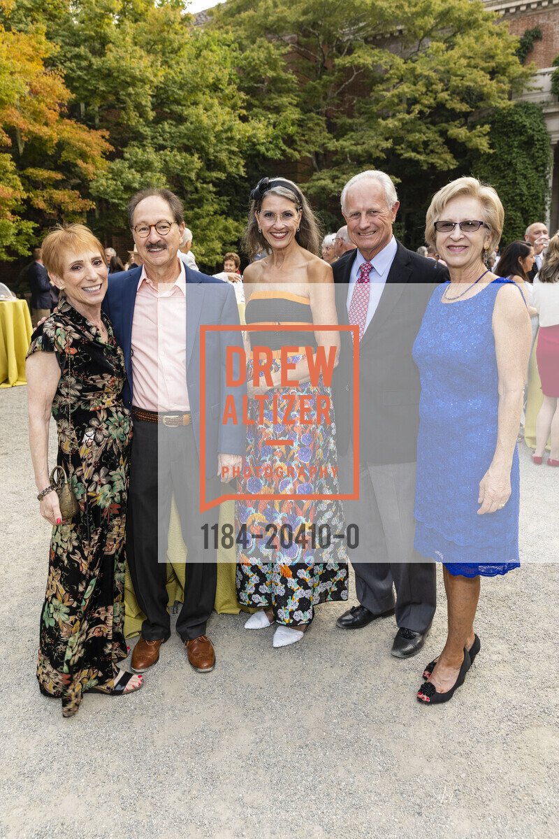 Sandy Lipkowitz, Russ Charpentier, Mary Catlin, Louis Frizzell, Patricia Shiffman, Filoli's Gala In The Garden 2021, Filoli's. 83 Cañada Rd, Photo #1184-20410-0 Sandy Lipkowitz, Russ Charpentier, Mary Catlin, Louis Frizzell, Patricia Shiffman, Photo #1184-20410-0