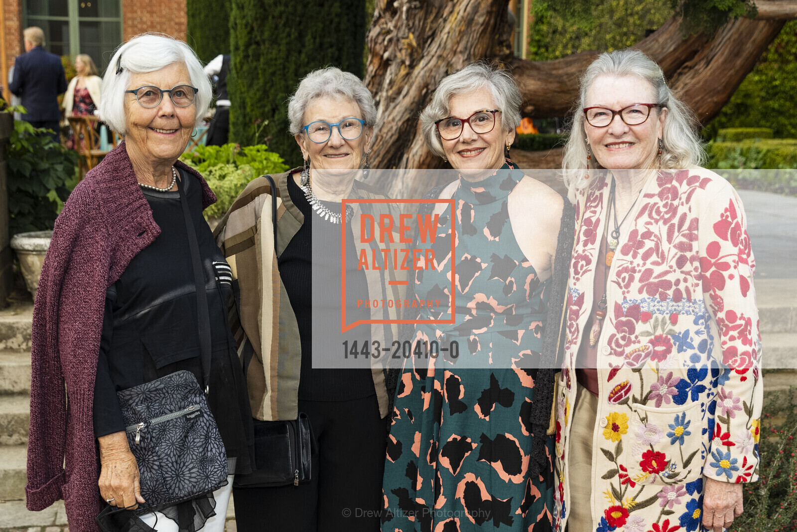 Peggy Smith, Paula Kursh, Carol Witt, Roberta Alleman, Filoli's Gala In The Garden 2021, Filoli's. 83 Cañada Rd, Photo #1443-20410-0 Peggy Smith, Paula Kursh, Carol Witt, Roberta Alleman, Photo #1443-20410-0