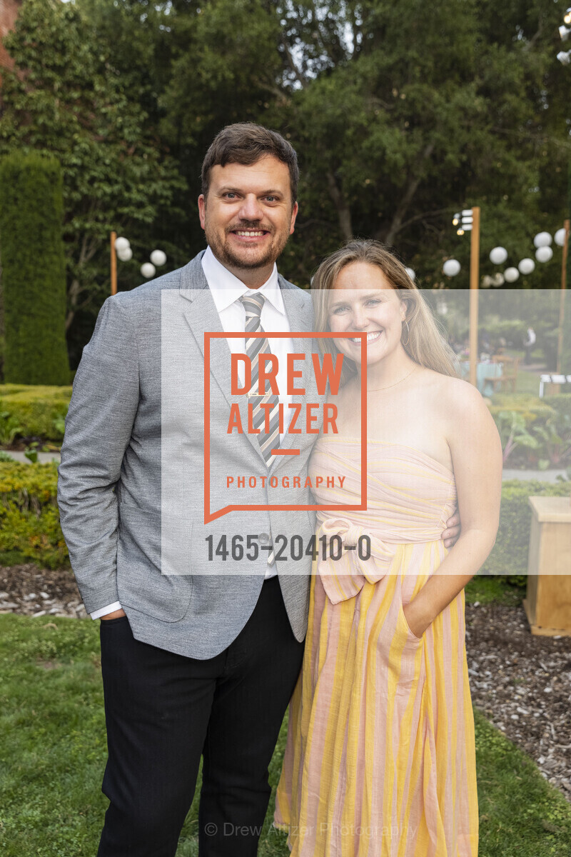 Alex McMullen, Megan Moran, Filoli's Gala In The Garden 2021, Filoli's. 83 Cañada Rd, Photo #1465-20410-0 Alex McMullen, Megan Moran, Photo #1465-20410-0