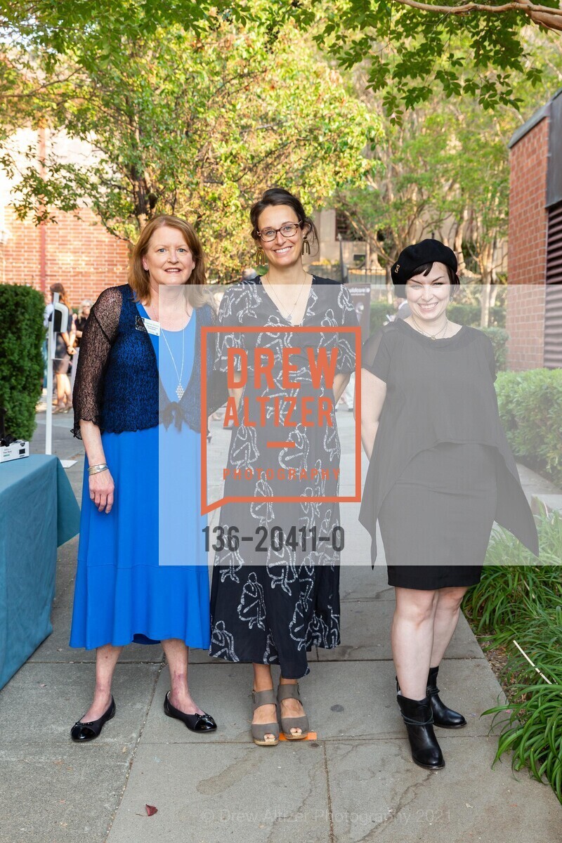 Joanne Grantz, Mariel Vander Steel Wysloch, Dion Campbell, WildCare's Gala 2021, Osher Marin Jewish Community Center. 200 N San Pedro Rd, August 21st, 2021, Photo #136-20411-0 Joanne Grantz, Mariel Vander Steel Wysloch, Dion Campbell, Photo #136-20411-0