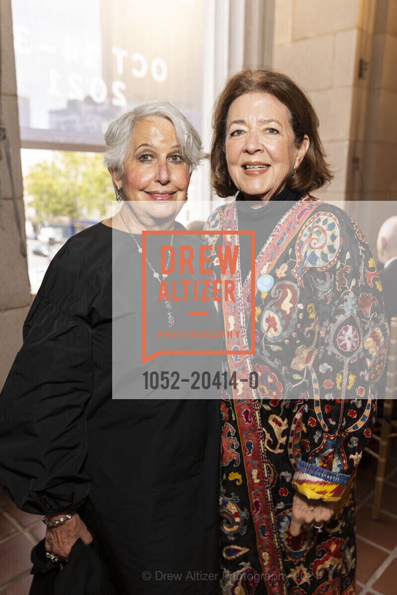Karen Kubin, Linda Kemper, SF Opera's Eun Sun Kim Conducts Tosca, War Memorial Opera House. 301 Van Ness Ave, August 21st, 2021, Photo #1052-20414-0 Karen Kubin, Linda Kemper, Photo #1052-20414-0