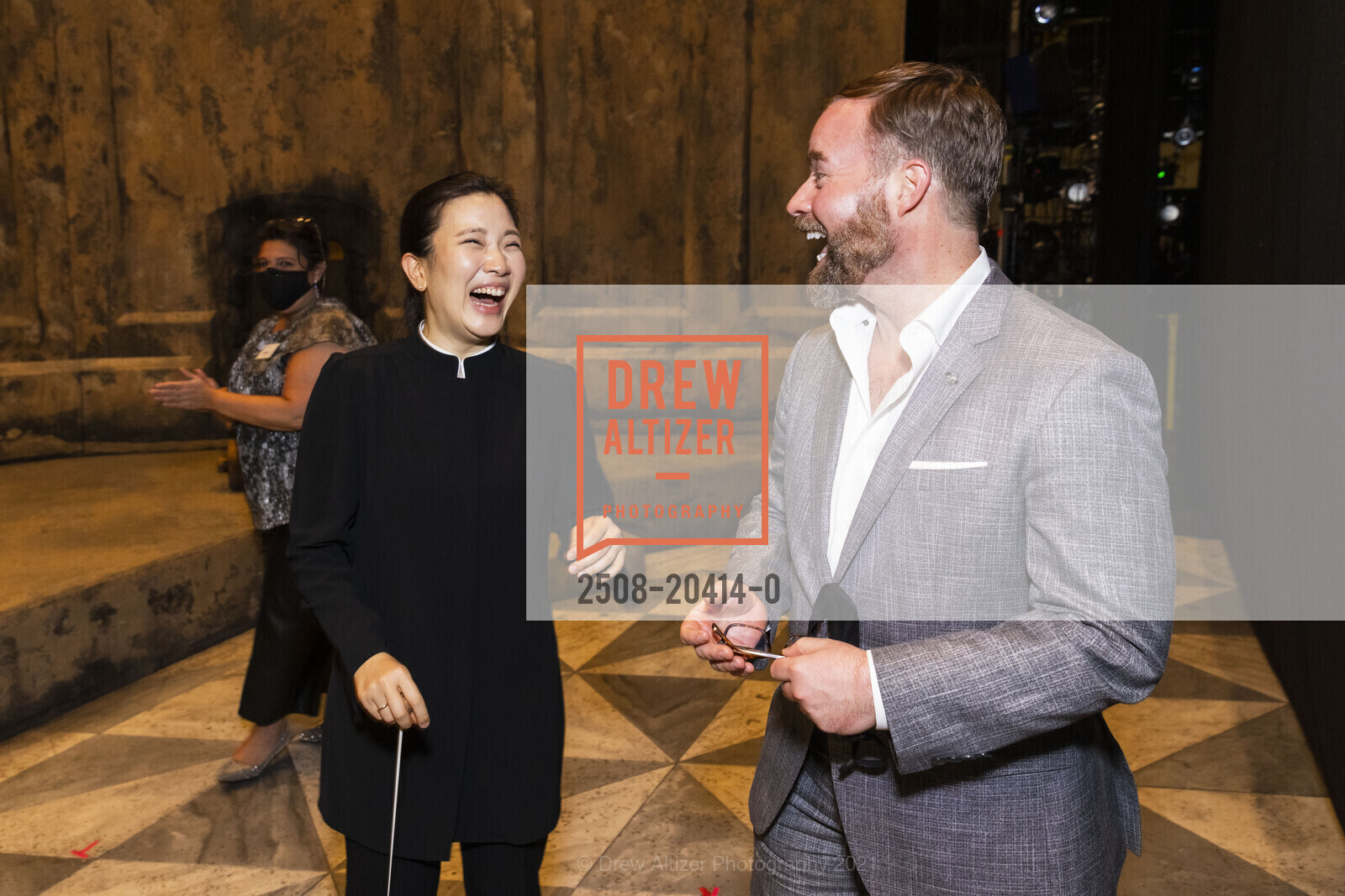Eun Sun Kim, Gregory Henkel, SF Opera's Eun Sun Kim Conducts Tosca, War Memorial Opera House. 301 Van Ness Ave, August 21st, 2021, Photo #2508-20414-0 Eun Sun Kim, Gregory Henkel, Photo #2508-20414-0