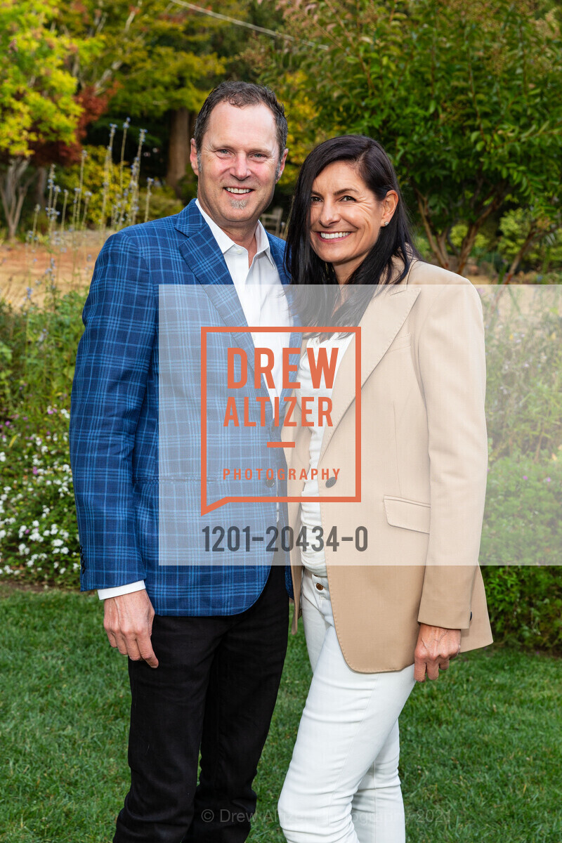 Eric Blasen, Rebecca Cooper, Marin Art and Garden Center's 2021 Harvest Dinner, Marin Art and Garden Center. 30 Sir Francis Drake Blvd, September 17th, 2021, Photo #1201-20434-0 Eric Blasen, Rebecca Cooper, Photo #1201-20434-0