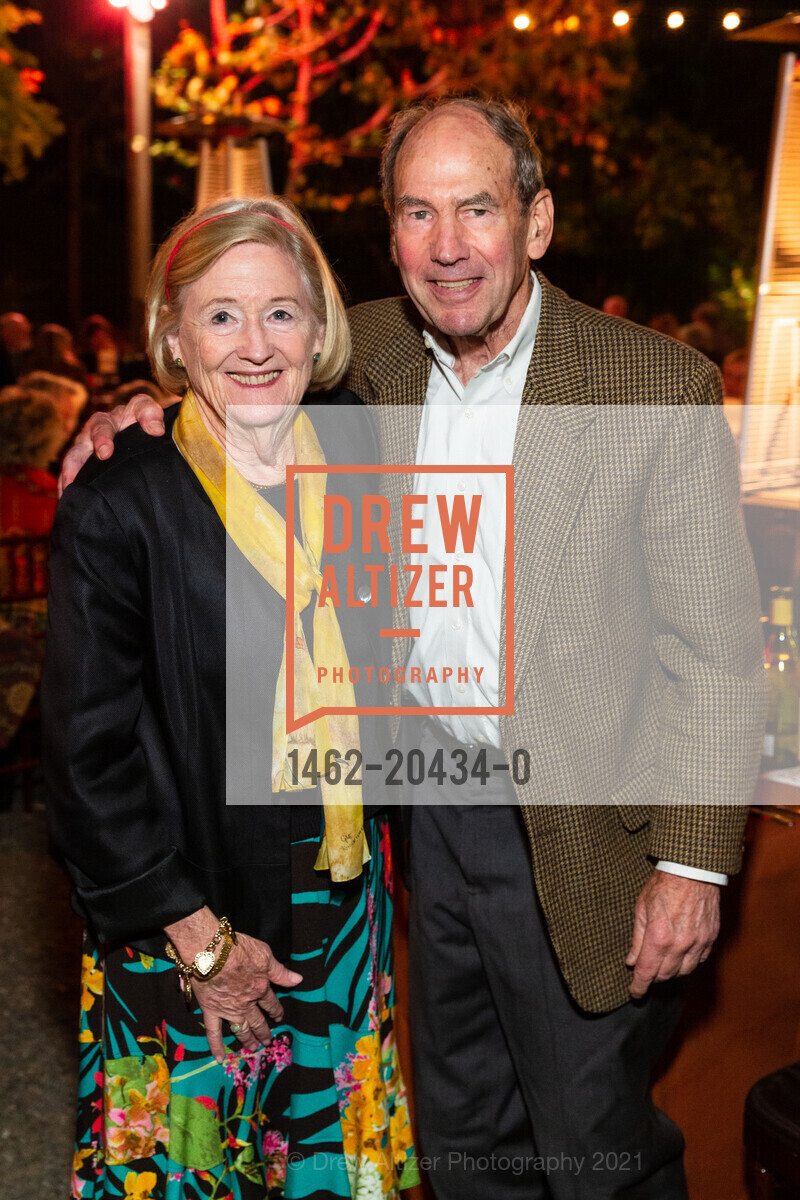 Pat Cahill, John Cahill, Marin Art and Garden Center's 2021 Harvest Dinner, Marin Art and Garden Center. 30 Sir Francis Drake Blvd, September 17th, 2021, Photo #1462-20434-0 Pat Cahill, John Cahill, Photo #1462-20434-0