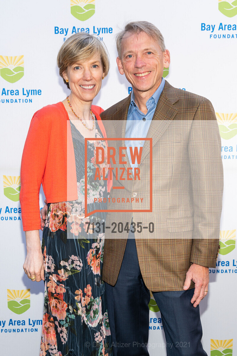 Wendy Adams, Pete Rukavina, LymeAid Benefiting The Bay Area Lyme Foundation, Private Residence, September 18th, 2021, Photo #7131-20435-0 Wendy Adams, Pete Rukavina, Photo #7131-20435-0
