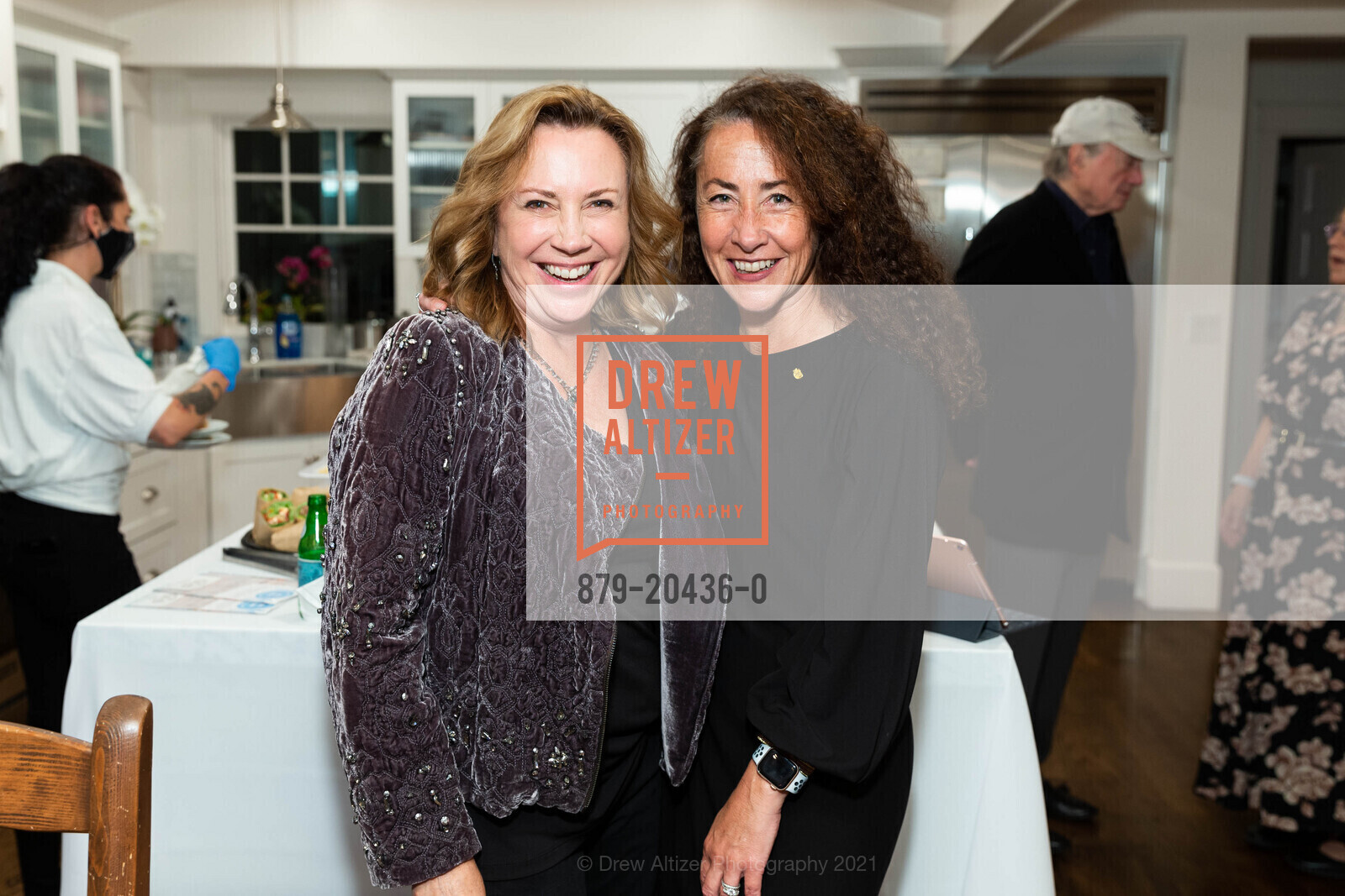 Maja Nelson, Tammy Kiely, San Jose Museum of Art Gala Watch Parties 2021!, Private Residence, September 18th, 2021, Photo #879-20436-0 Maja Nelson, Tammy Kiely, Photo #879-20436-0