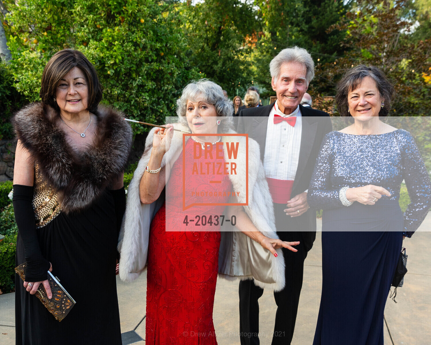 Mary Denton, Cari Pace Koch, Robert Koch, Barbara Kirk, Side by Side's REACH FOR THE STARS Gala, 1 Locust Ct. 1 Locust Ave, San Rafael, CA 94901 US, September 19th, 2021, Photo #4-20437-0 Mary Denton, Cari Pace Koch, Robert Koch, Barbara Kirk, Photo #4-20437-0