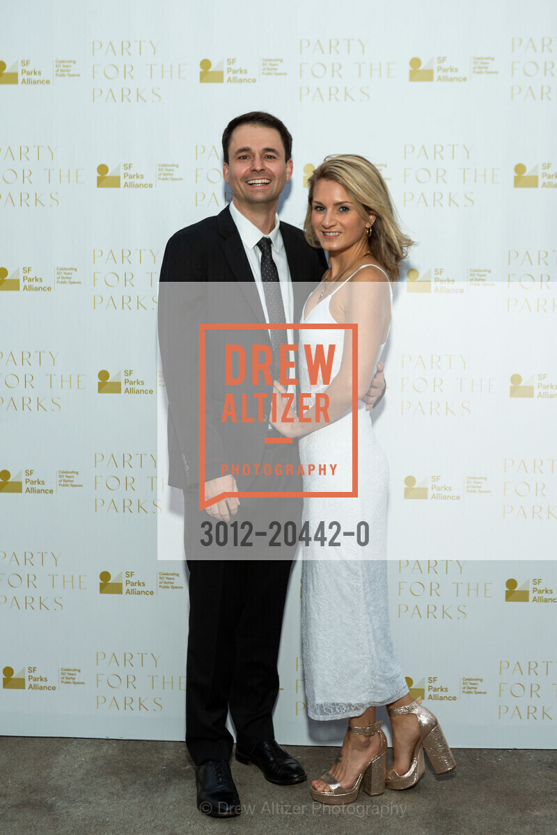 Kelly Ferris, Matthew Ferris, Party For The Parks, Mission Rock Resort. 817 Terry A Francois Blvd, Photo #3012-20442-0 Kelly Ferris, Matthew Ferris, Photo #3012-20442-0