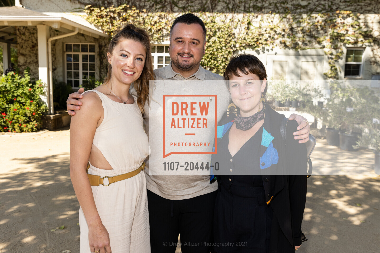 Chloe Zimberg, Edgar Mendez, Sofia Leininger, ODC's Fall For Art at McEvoy Ranch, McEvoy Ranch. 5935 Red Hill Rd, September 26th, 2021, Photo #1107-20444-0 Chloe Zimberg, Edgar Mendez, Sofia Leininger, Photo #1107-20444-0