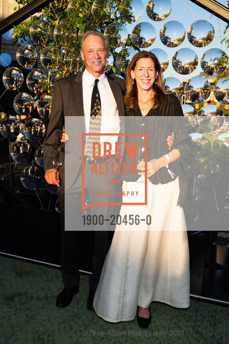 Steve Moazed, Kimberly Hughes Moazed, Photo #1900-20456-0