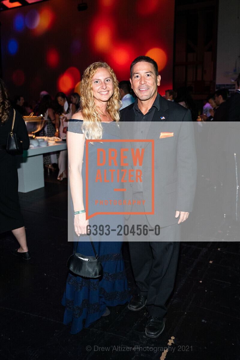 Kristin Kunzelman, Mark Inouye, SF Symphony Re-Opening Night Gala, Louise M. Davies Symphony Hall. 201 Van Ness Ave, October 1st, 2021, Photo #6393-20456-0 Kristin Kunzelman, Mark Inouye, Photo #6393-20456-0