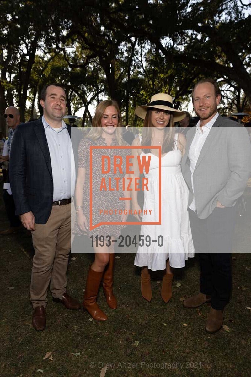 Dash Robinson, Drake Robinson, Julie Williams, Collin Williams, Family House 25th Annual Cabs 'Goes Country', Silverado Resort & Spa. 1600 Atlas Peak Rd, October 2nd, 2021, Photo #1193-20459-0 Dash Robinson, Drake Robinson, Julie Williams, Collin Williams, Photo #1193-20459-0