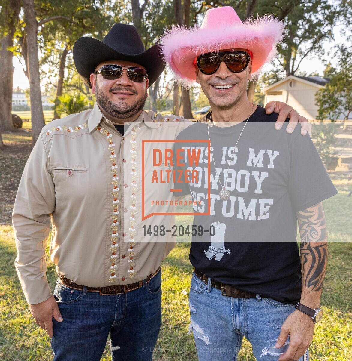 Jorge Velasquez, Mourad Lahlou, Family House 25th Annual Cabs 'Goes Country', Silverado Resort & Spa. 1600 Atlas Peak Rd, October 2nd, 2021, Photo #1498-20459-0 Jorge Velasquez, Mourad Lahlou, Photo #1498-20459-0