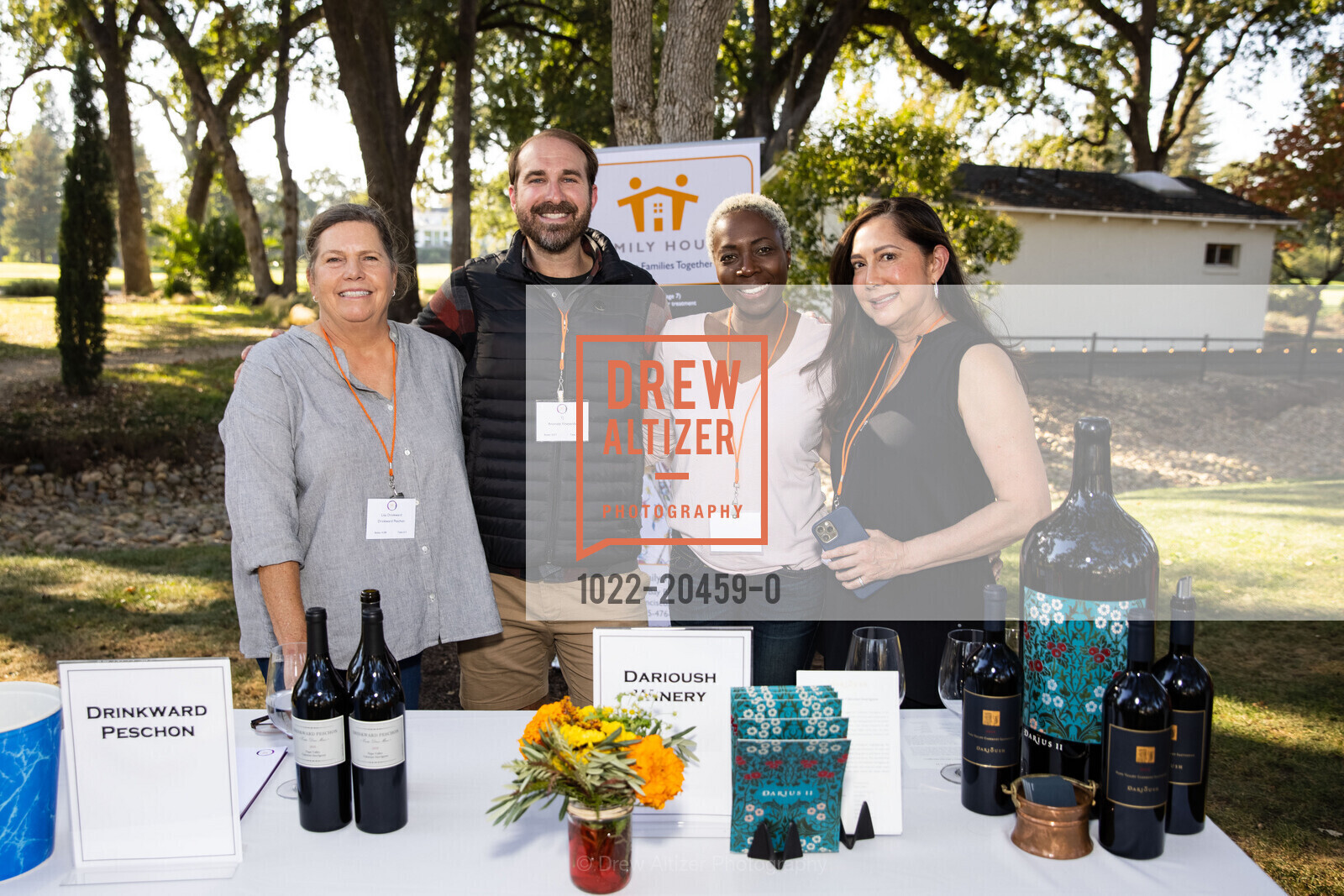 Lisa Drinkward, TJ Shushereba, Yvette Sherer, Jody MacKenzie, Family House 25th Annual Cabs 'Goes Country', Silverado Resort & Spa. 1600 Atlas Peak Rd, Photo #1022-20459-0 Lisa Drinkward, TJ Shushereba, Yvette Sherer, Jody MacKenzie, Photo #1022-20459-0