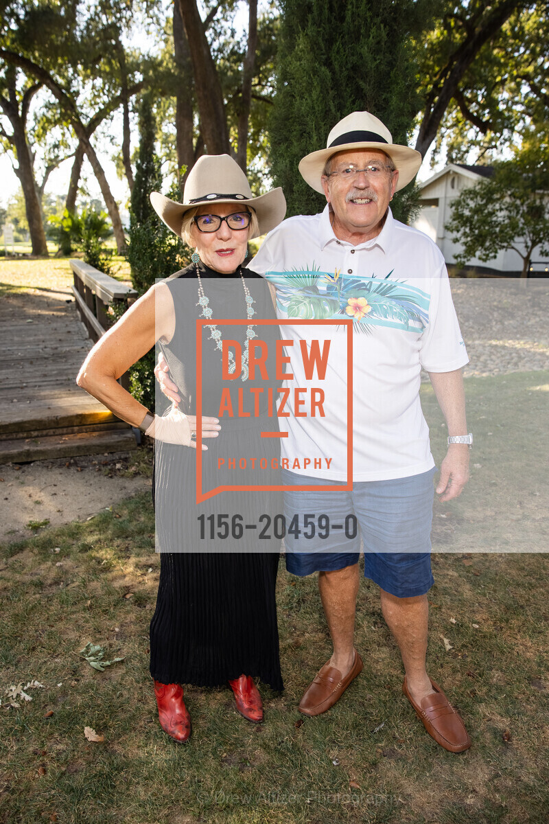 Diana Farmer, Chico Caldwell, Family House 25th Annual Cabs 'Goes Country', Silverado Resort & Spa. 1600 Atlas Peak Rd, Photo #1156-20459-0 Diana Farmer, Chico Caldwell, Photo #1156-20459-0