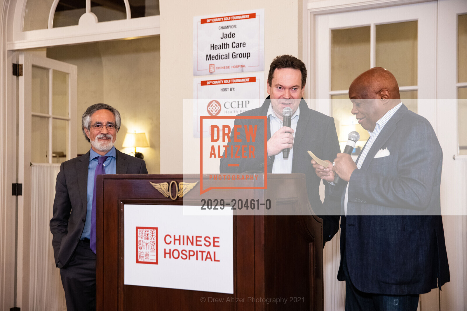 Aaron Peskin, Rich Rovetti, Willie Brown, Chinese Hospital 26th Charity Golf Tournament, The Olympic Club. 599 CA-35, October 4th, 2021, Photo #2029-20461-0 Aaron Peskin, Rich Rovetti, Willie Brown, Photo #2029-20461-0